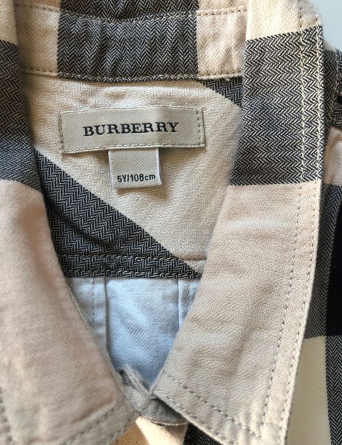 burberry-hosszu-ruha-3