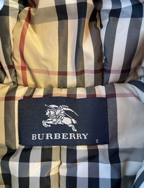 burberry-unisex-sioveral-ovvel-5