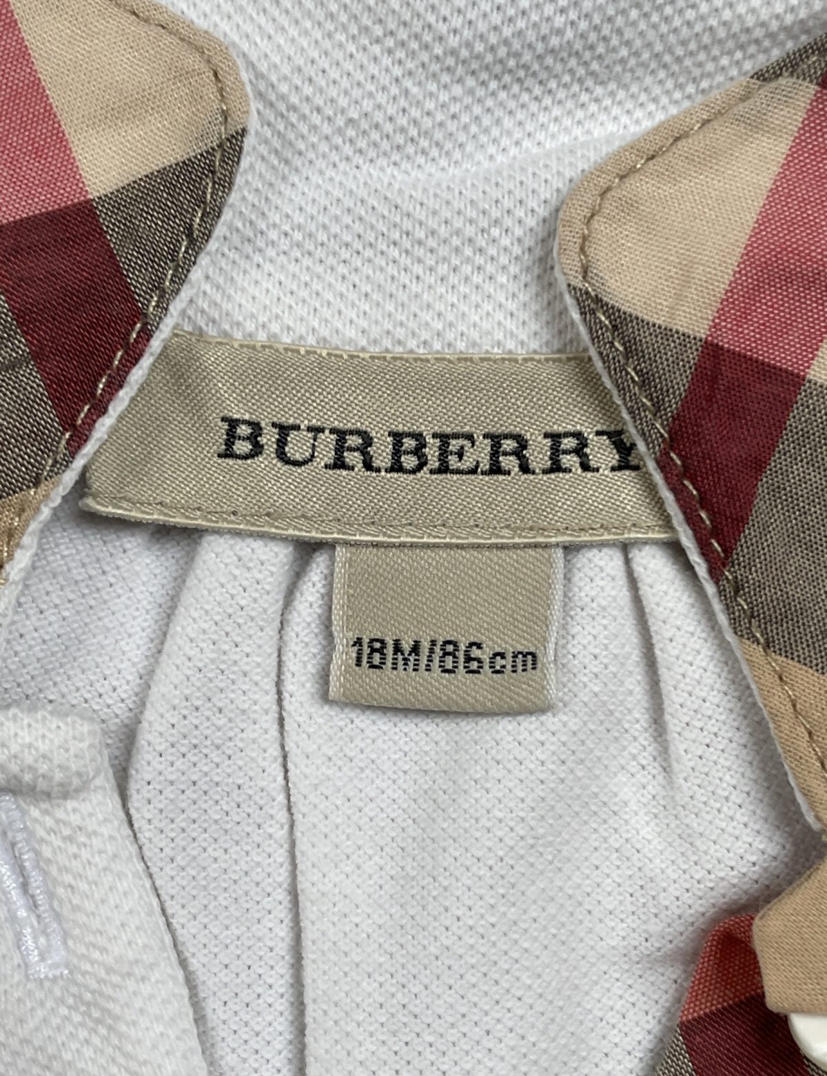 burberry-kislany-feher-ruha-4
